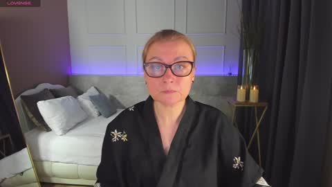 Alexandra online show from 12-11-24, 02:00