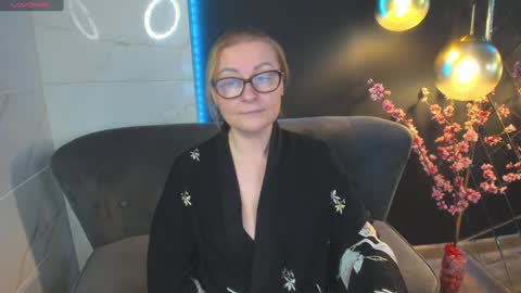 Alexandra online show from 12-22-24, 04:59