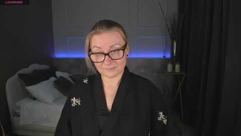 Alexandra online show from 01-24-25, 12:31