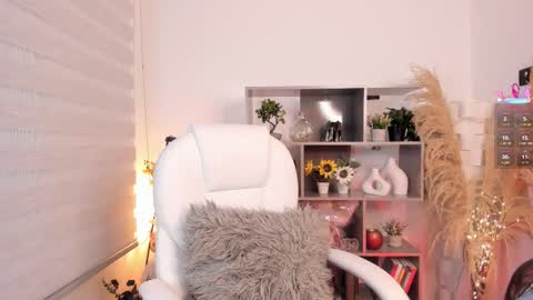 Snapshot of alexandra_ra1 chatting on 02-07-26, 11:08 Alexandra Rodriguez online show from 02-07-26, 11:08