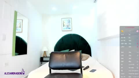 Snapshot of alexandrade_ chatting on 04-16-26, 12:06 online show from 04-16-26, 12:06