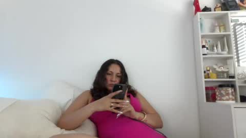 AlexandraRose0777 online show from 07-10-26, 09:39