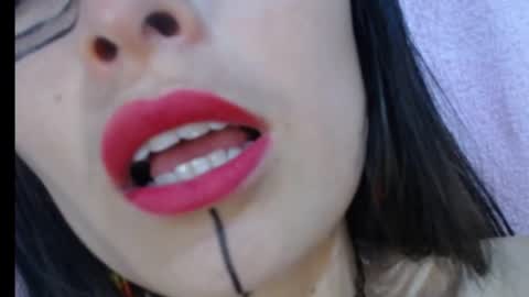 alexandrasaen online show from 11-03-25, 10:32