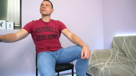 Snapshot of alexandrblatenn chatting on 10-27-25, 04:38 alexandrblatenn online show from 10-27-25, 04:38