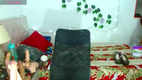 alexaqueenn online show from 10-27-25, 05:17