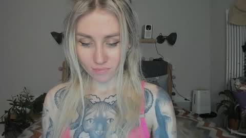 Snapshot of alexarush chatting on 12-12-24, 08:53 alexarush online show from 12-12-24, 08:53