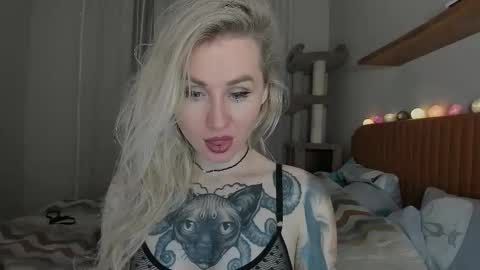 Snapshot of alexarush chatting on 10-17-25, 05:26 alexarush online show from 10-17-25, 05:26