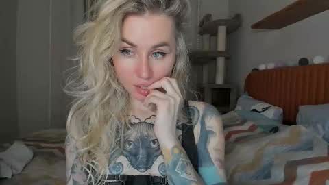 Snapshot of alexarush chatting on 10-23-25, 06:06 alexarush online show from 10-23-25, 06:06