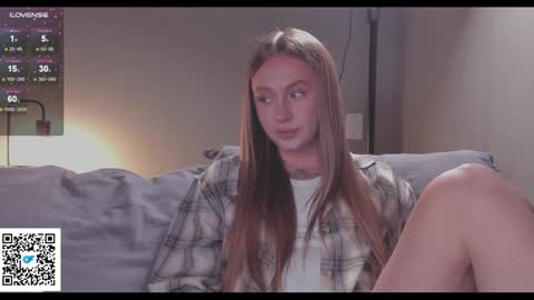 Snapshot of alexashowcum chatting on 12-16-24, 07:00 Alexa online show from 12-16-24, 07:00