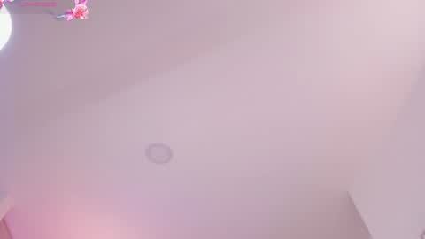 lexandra  online show from 12-10-24, 11:22