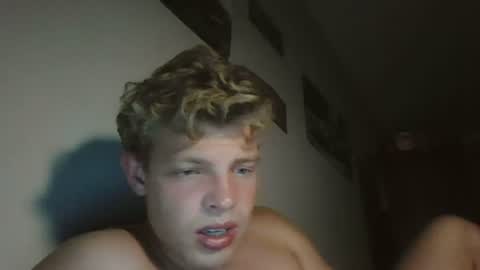 Snapshot of alexcoxx21 chatting on 07-29-26, 10:52 alexcoxx21 online show from 07-29-26, 10:52