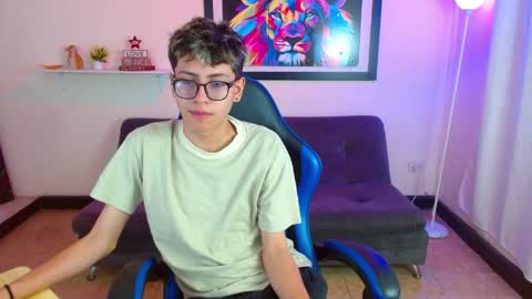 alex online show from 05-28-26, 01:52
