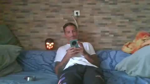 alexdelarge23 online show from 10-27-25, 09:24