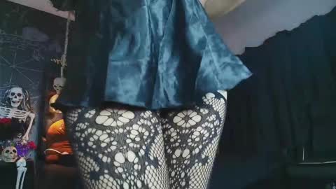 Alex online show from 11-23-25, 06:30