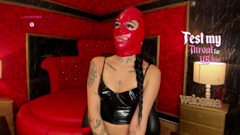 Snapshot of alexiacooperr chatting on 10-22-25, 01:44 Alexiaa Online 1430 to 2100 GMT-5 online show from 10-22-25, 01:44