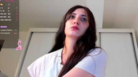Snapshot of alexialuxe chatting on 06-15-26, 06:21 alexialuxe online show from 06-15-26, 06:21