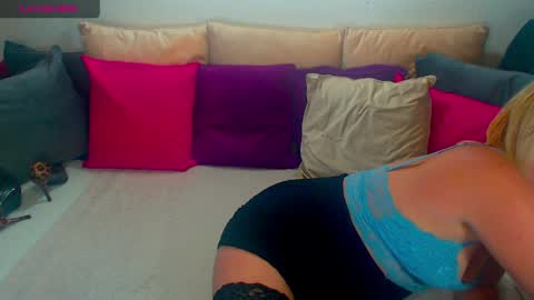 Alexine McQueen online show from 04-20-26, 03:48