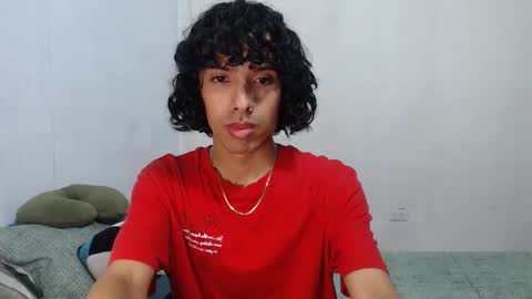 Snapshot of alexis21_ chatting on 11-21-25, 02:43 Alexis online show from 11-21-25, 02:43