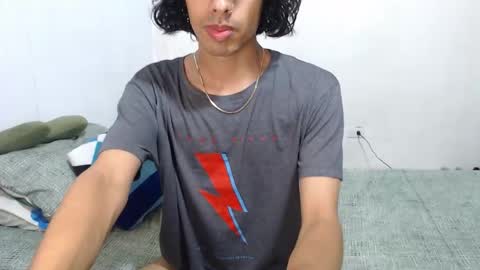 Snapshot of alexis21_ chatting on 11-26-25, 10:38 Alexis online show from 11-26-25, 10:38