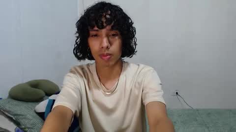 Snapshot of alexis21_ chatting on 11-27-25, 08:22 Alexis online show from 11-27-25, 08:22