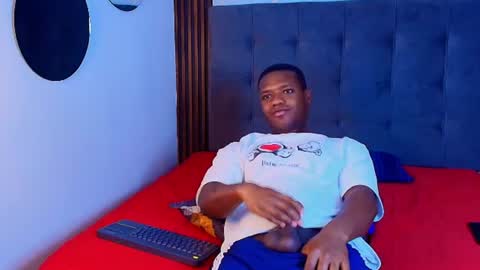 Snapshot of alexis_fernandez chatting on 07-21-26, 08:55 Alexis Fernandez online show from 07-21-26, 08:55