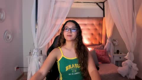 alexis_scott__ online show from 05-26-26, 04:08