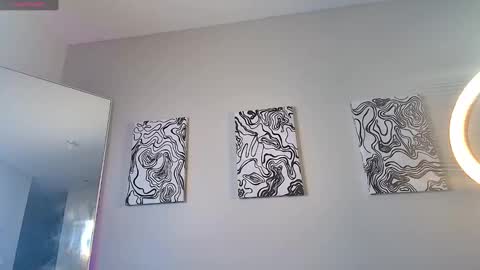 Snapshot of alexisjordanxx chatting on 12-30-24, 03:03 Alexis Jordan online show from 12-30-24, 03:03