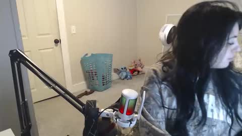 alexislove8 online show from 01-19-26, 12:58