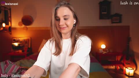 Snapshot of alexispeach chatting on 02-02-25, 01:55 Alexis--  online show from 02-02-25, 01:55