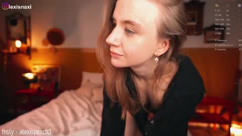 Snapshot of alexispeach chatting on 03-07-25, 11:16 Alexis--  online show from 03-07-25, 11:16