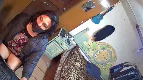 Snapshot of alexiss699 chatting on 02-11-26, 05:01 alexiss699 online show from 02-11-26, 05:01