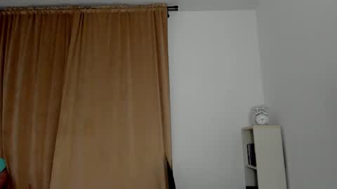 Snapshot of alexisyourdream chatting on 01-15-26, 06:44 Alex online show from 01-15-26, 06:44