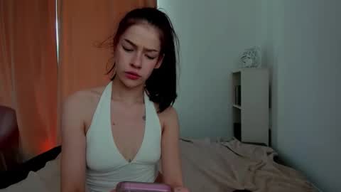 Snapshot of alexisyourdream chatting on 03-23-26, 08:29 Alex online show from 03-23-26, 08:29