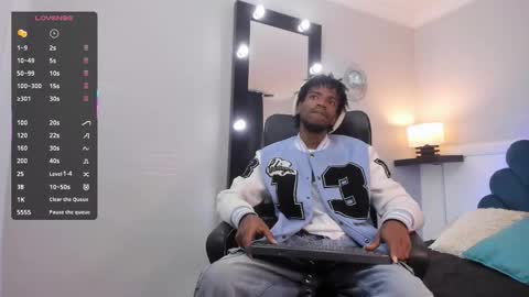 Alex Jaccob online show from 10-26-25, 12:11