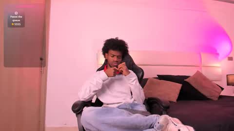 Alex Jaccob online show from 11-19-25, 01:44