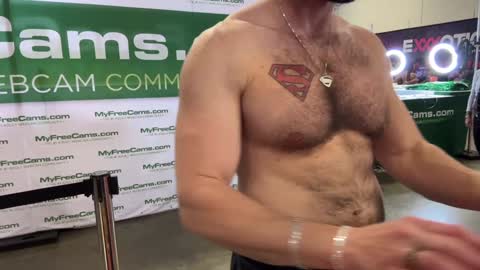 Snapshot of alexmanndickerson chatting on 12-07-24, 10:06 Alex Mann online show from 12-07-24, 10:06