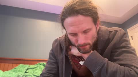 Snapshot of alexmanndickerson chatting on 01-05-25, 03:13 Alex Mann online show from 01-05-25, 03:13