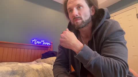 Snapshot of alexmanndickerson chatting on 01-10-25, 03:16 Alex Mann online show from 01-10-25, 03:16