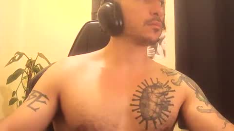 Snapshot of alexopenmind21 chatting on 05-05-26, 02:47 Alexxx online show from 05-05-26, 02:47