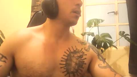 Snapshot of alexopenmind21 chatting on 05-22-26, 01:24 Alexxx online show from 05-22-26, 01:24