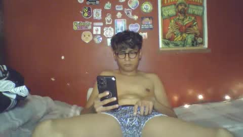 alexrive0 online show from 11-26-25, 05:52