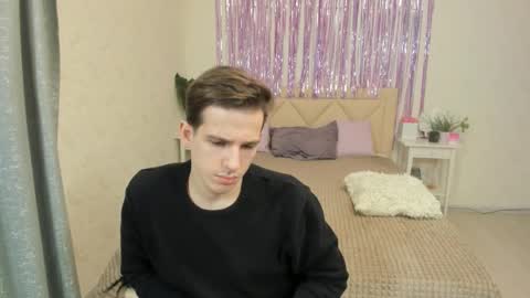 Snapshot of alexs_771 chatting on 02-26-25, 03:30 Dennis online show from 02-26-25, 03:30