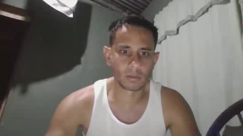 Snapshot of alextico1 chatting on 12-25-24, 07:35 Alex online show from 12-25-24, 07:35