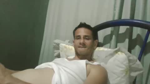 Snapshot of alextico1 chatting on 01-09-25, 05:02 Alex online show from 01-09-25, 05:02