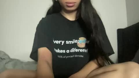 Snapshot of alextran665 chatting on 10-19-25, 08:20 Your Anime T Girl online show from 10-19-25, 08:20