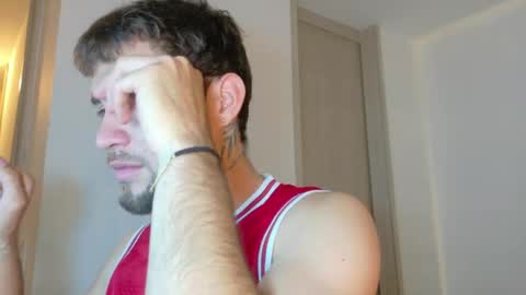 Alex online show from 04-11-26, 11:42