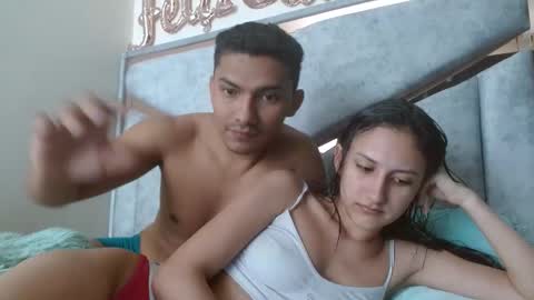 Snapshot of alexvsluisa chatting on 01-05-25, 06:02 alex y luisa online show from 01-05-25, 06:02