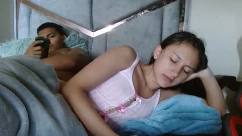 alex y luisa online show from 05-27-26, 03:09