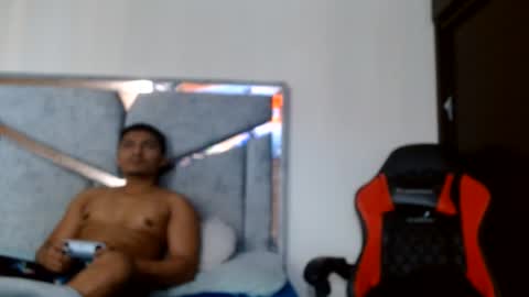 Snapshot of alexvsluisa chatting on 07-09-26, 04:11 alex y luisa online show from 07-09-26, 04:11