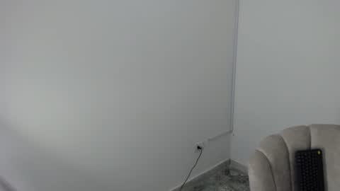 alexx_cum18 online show from 06-26-26, 05:28